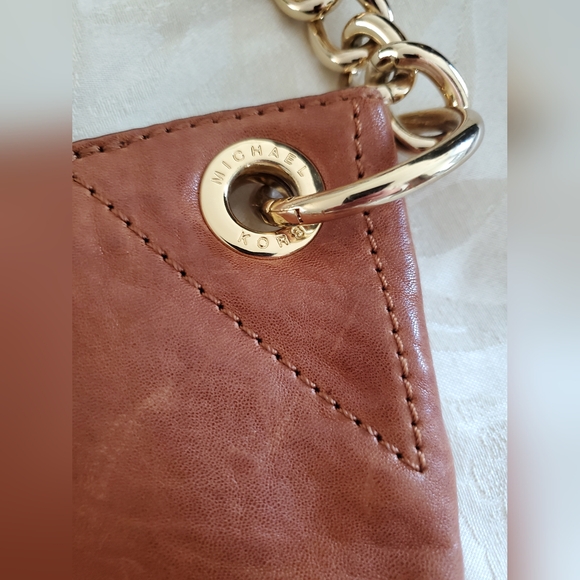 EUC Michael Kors Uptown Astor Brown Hobo Bag - Picture 11 of 15